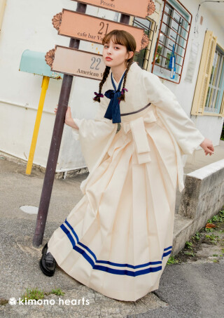 NN-R3：青ボーダー白袴