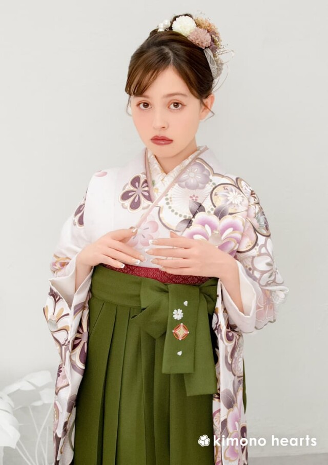 梅柄の白:抹茶七宝の衣装画像3