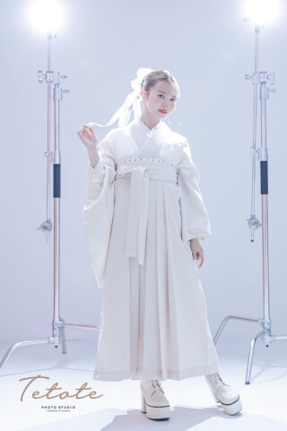 No.13817 ホワイトモノトーン