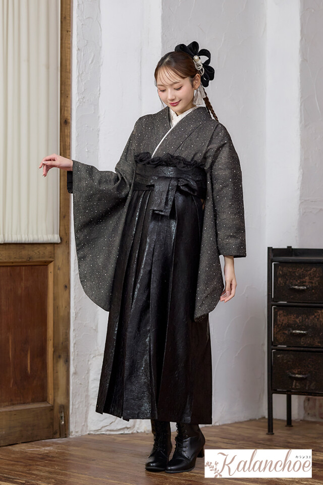 ヴィンテージ袴ネットレンタル グレー デニム生地 キラキラストーン付き おしゃれ ブーツコーデ R26078の衣装画像2