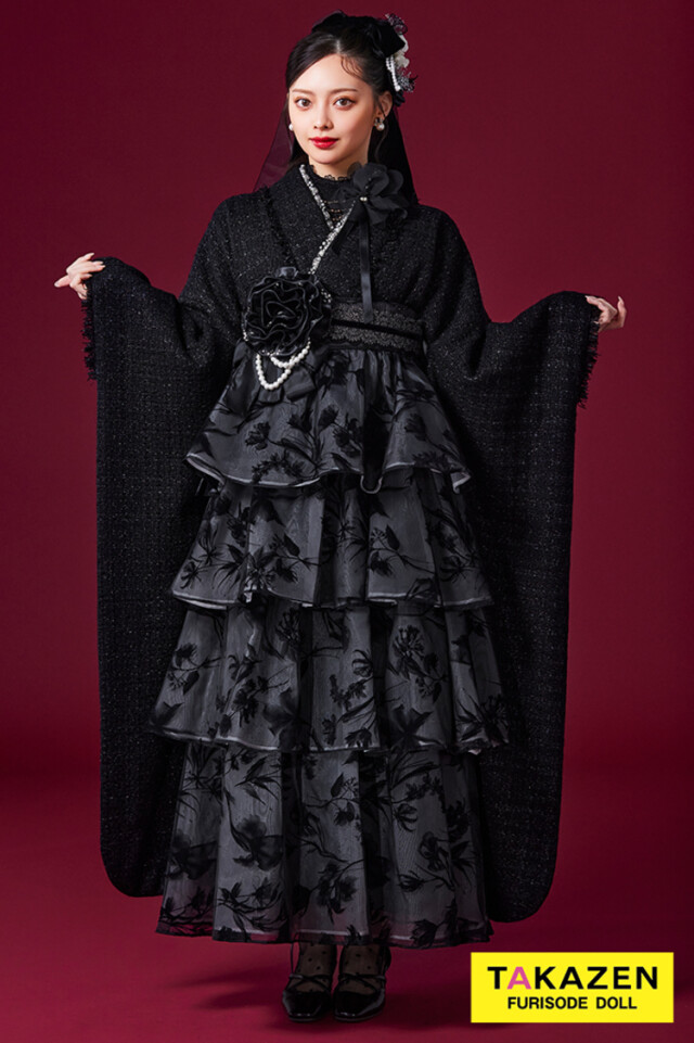 最新作ヘップバーン袴　黒/ブラック　ツイード　フロッキー素材のドレス袴　エレガント　大人っぽい　Shiho【通販可】LH18の衣装画像1