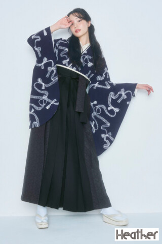 No.4412 Heatherブランド袴ネットレンタル　ネイビー/紺色　リボン柄　フェミニン　ガーリー　かわいい　人と被らない袴　R27034