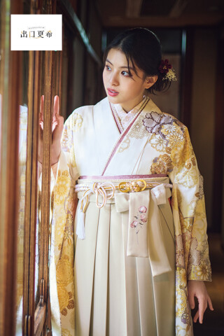 No.4461 出口夏希ブランド袴ネットレンタル　正統派古典　白金　古典柄　きれいめ　大人っぽい　上品な袴コーデ　R26089