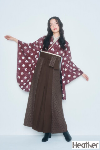 No.4488 eatherブランド袴ネットレンタル　エンジ　ドット/カメリア柄　人と被らない袴　ガーリー　かわいい袴　落ち着いた袴　ブーツスタイル　R27031