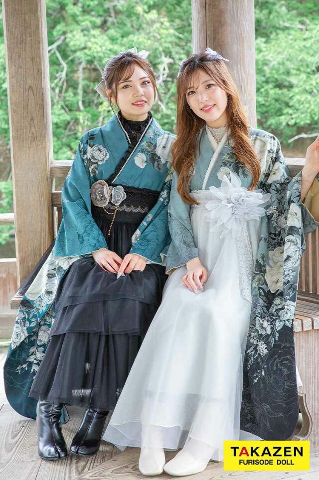 くすみガーリー 青/ブルー 花柄/洋風柄 オシャレ ドレス袴 被らない着こなし ブーツコーデ JILL STUART(ジルスチュアート)袴ネットレンタル RY160の衣装画像2