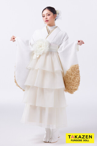 No.4742 最新作ヘップバーン袴　白/ホワイト　立体花　フリルドレス袴　大人っぽい　エレガント　レースインナーコーデ　Shiho【通販可】LH24