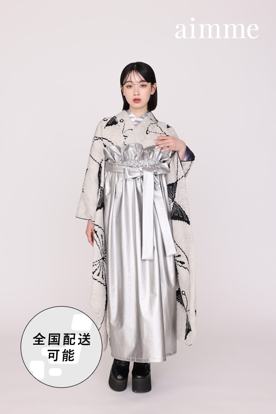 白×シルバーの衣装画像1