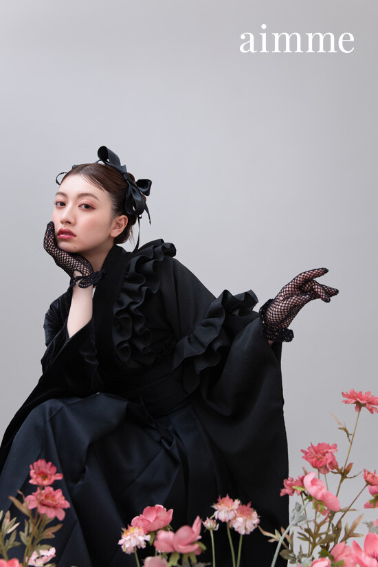 黒×黒の衣装画像3