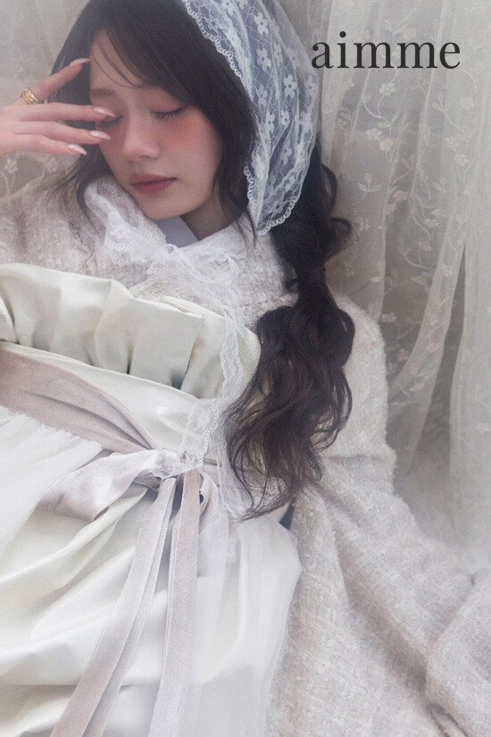 ベージュ×ベージュ 卒業袴の衣装画像3