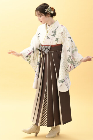 白ピンクの花舞＆袴