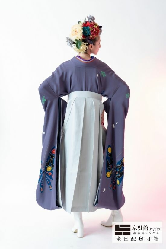 アールヌーボー蝶に桜× 無地袴の衣装画像2