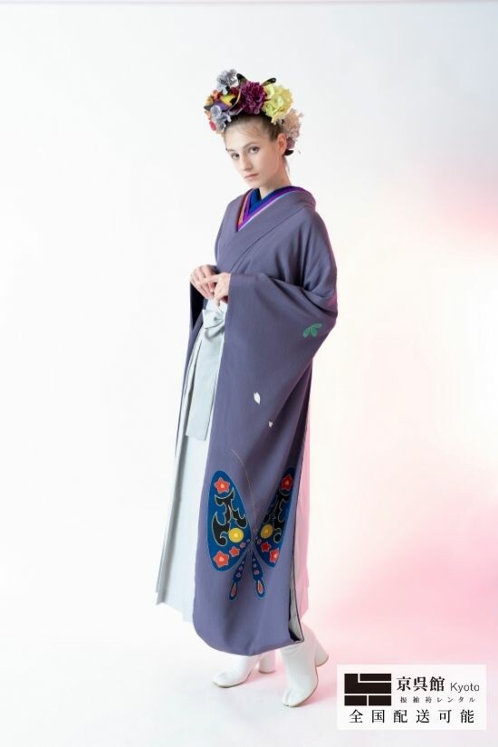 アールヌーボー蝶に桜× 無地袴の衣装画像3