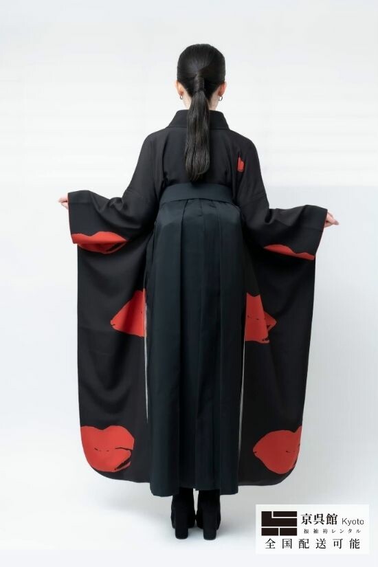 唇クチビル × 無地袴の衣装画像2