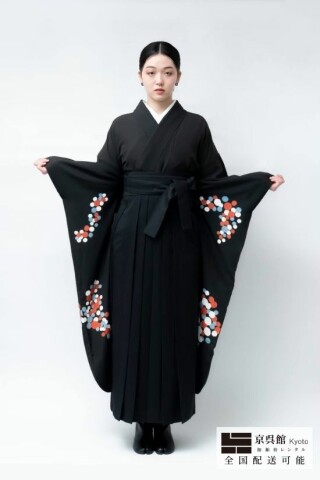 パオンスワロ × 無地袴