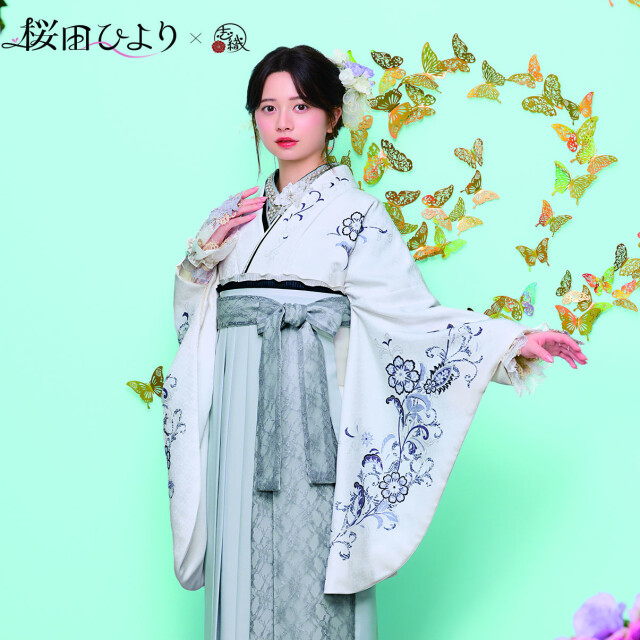 桜田ひより×志織T-1の衣装画像2