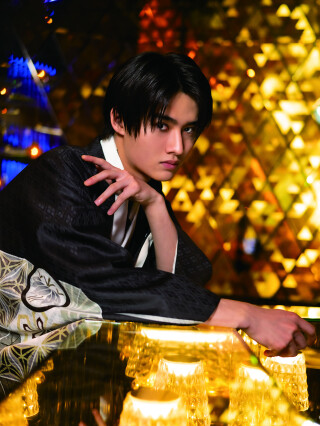 No.943 藤岡真威人