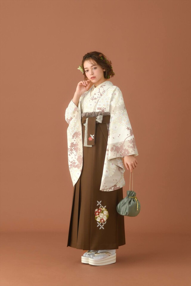 卒業式着物&袴レンタルパックの衣装画像1