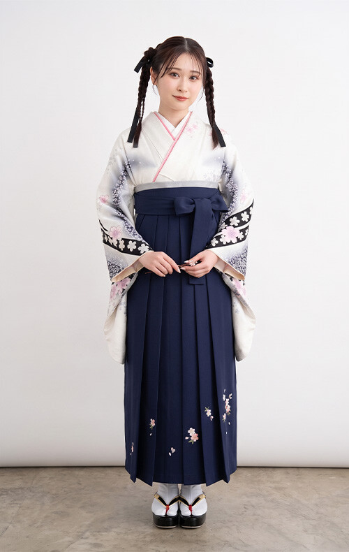 白×ネイビーの衣装画像1