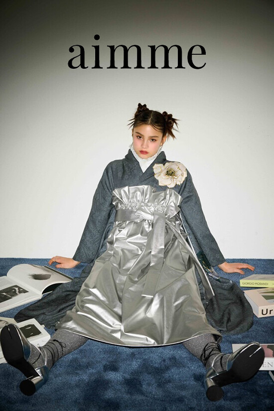 メタリック袴【シルバー】の衣装画像1