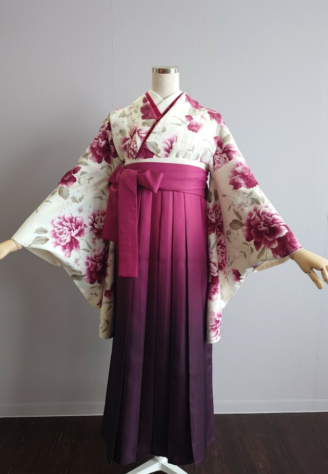SHUKU人気袴セットの衣装画像1