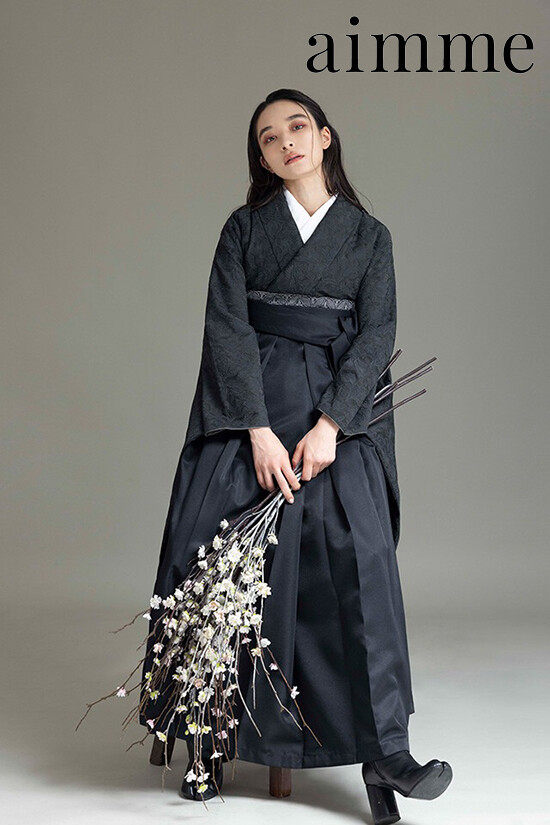 【弓ライカ着用】総レースblack×黒袴の衣装画像1