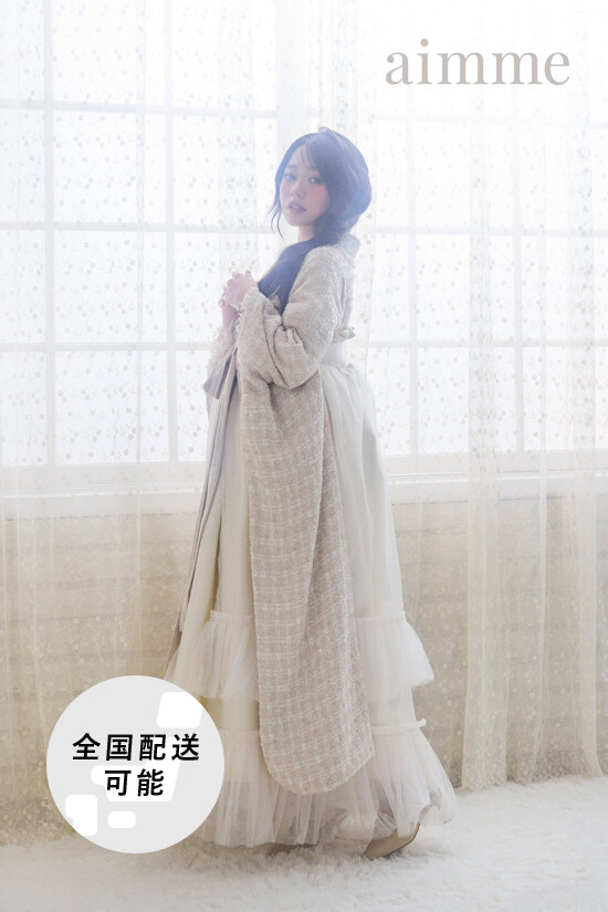 aimmeオリジナルベージュ振袖×aimmeオリジナルベージュ袴の衣装画像1