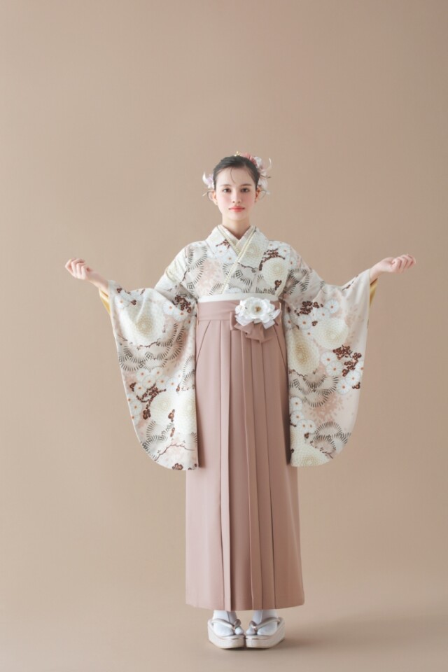M0107　万寿菊(亜麻色)の衣装画像1