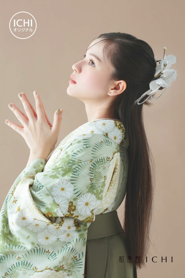 M0106 万寿菊 / 若葉色の衣装画像2
