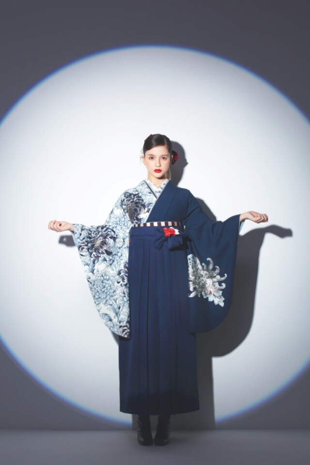 M0111　乱菊(紺)の衣装画像1