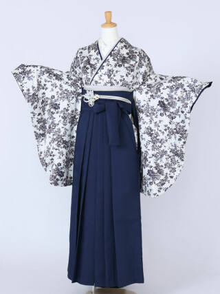 〖人気のくすみ〗白地 黒･青の薔薇　✽.｡.:*・ﾟ