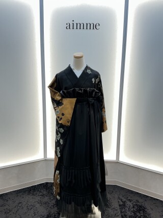 aimmeオリジナル　黒染め振袖×メタリック袴×チュール袴