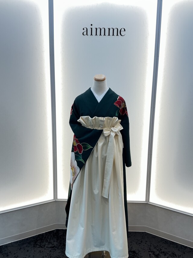緑振袖×aimmeオリジナル白袴の衣装画像1