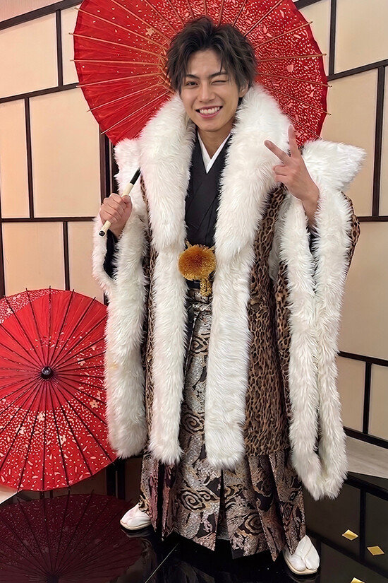【男袴】BASARA #ゴールド#派手男子の衣装画像1