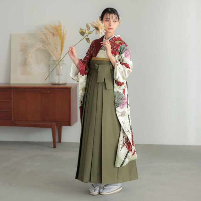 R2206 華徒然×吉木千沙都 白ｘ赤 牡丹に梅の衣装画像1