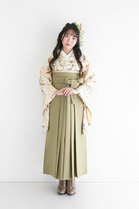 ガーリーコーデの衣装画像1