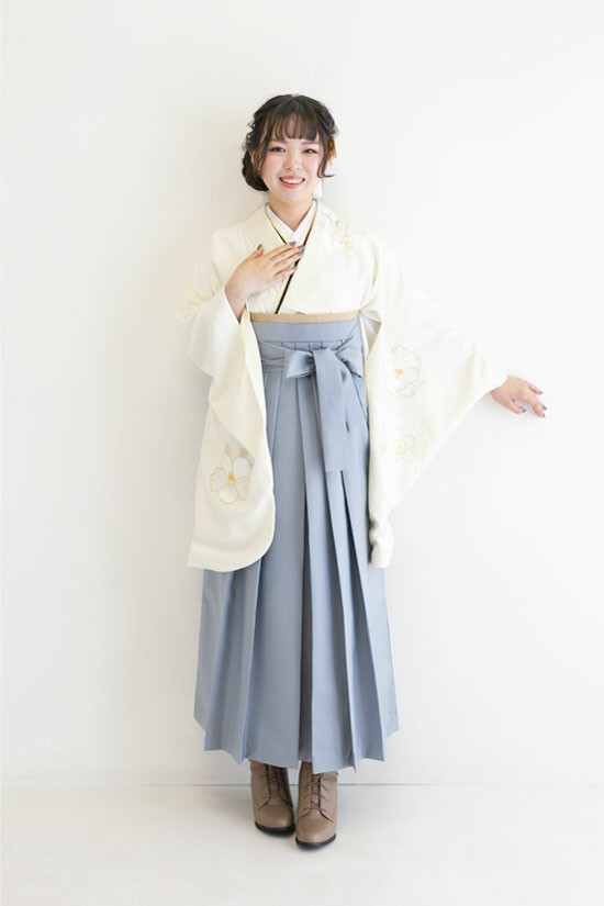 ガーリーコーデの衣装画像1