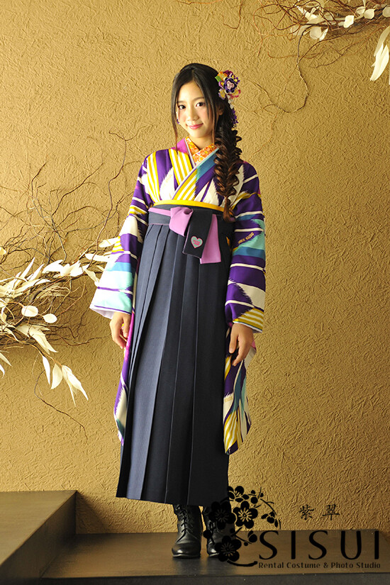 【SISTER JENNI】着物No.81-0061 【SISTER JENNI】袴No.85−115Aの衣装画像1